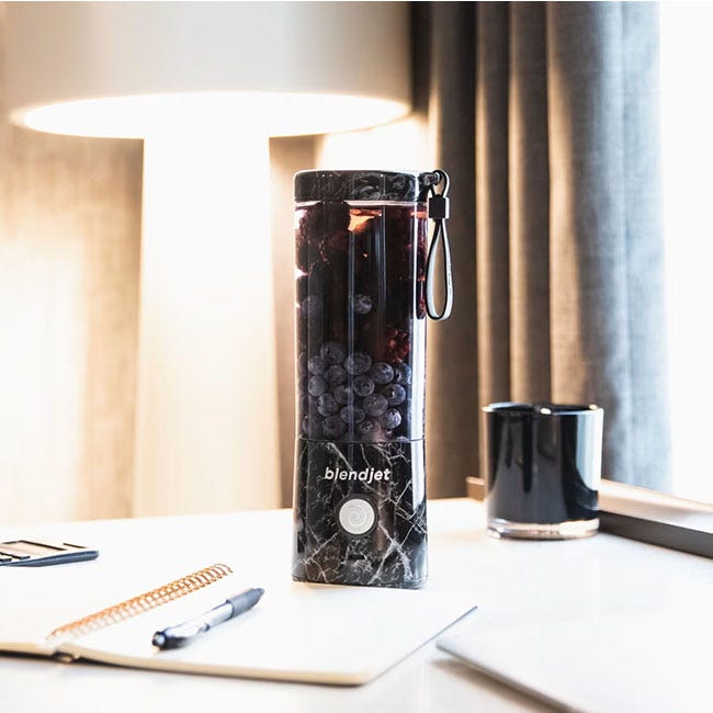 BLENDJET V2  PORTABLE BLENDER PRINT BLACK MARBLE