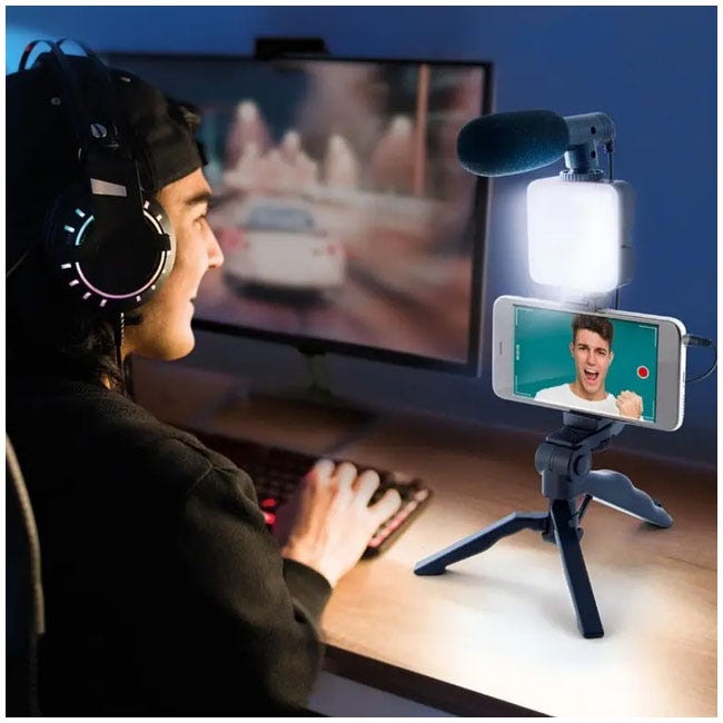 CANAL TOYS STUDIO CREATOR ULTIMATE VIDEO MAKER KIT