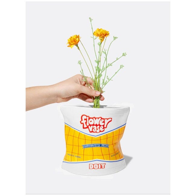 DOIY VASE CORNER SHOP CHIPS BAG