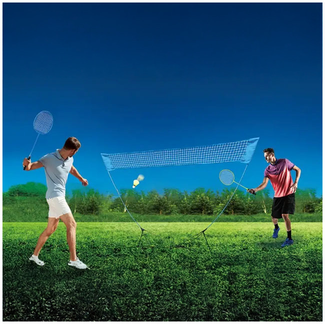 HOSTFULL Outdoor Travel Badminton Set including lightweight rackets, shuttlecocks, and a portable net. Perfect for family fun and active play outdoors, this travel-friendly set is easy to carry and ideal for parks, beaches, and backyard games.
