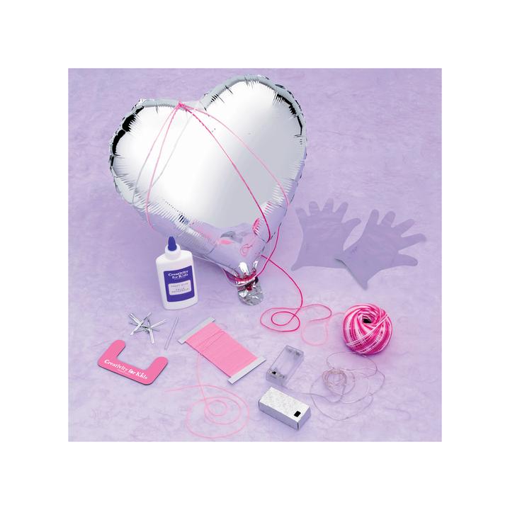 CREATIVITY FOR KIDS STRING ART HEART LIGHT