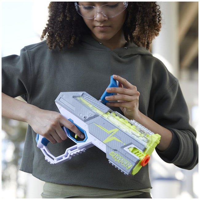 NERF HYPER RUSH 40 PUMP ACTION BLASTER