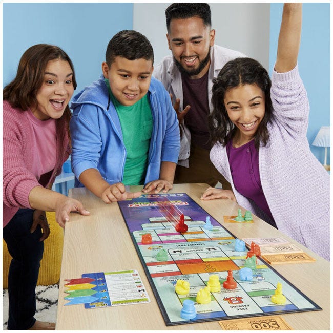 HASBRO MONOPOLY KNOCKOUT FAMILY PARTY GAME