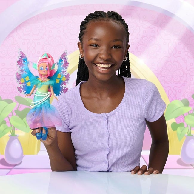 ROYAL HIGH 9-INCHES FASHION DOLL AND ACCESSORIES