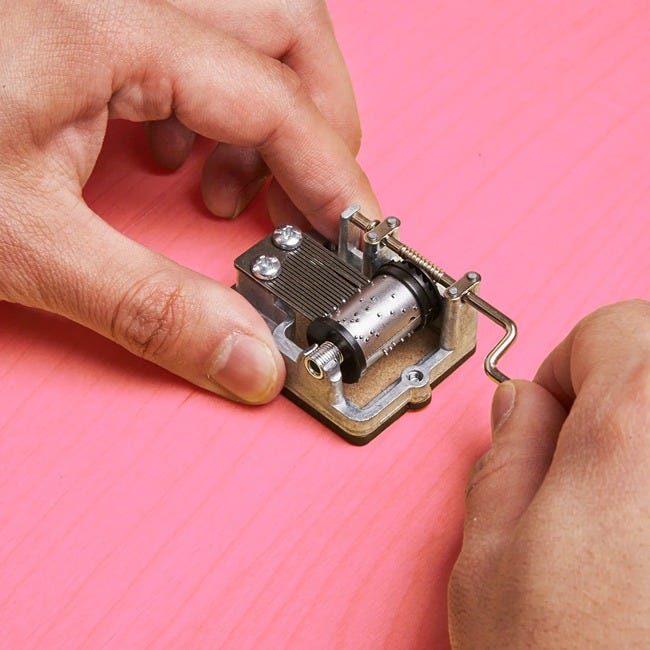 KIKKERLAND MUSIC BOX LET IT BE