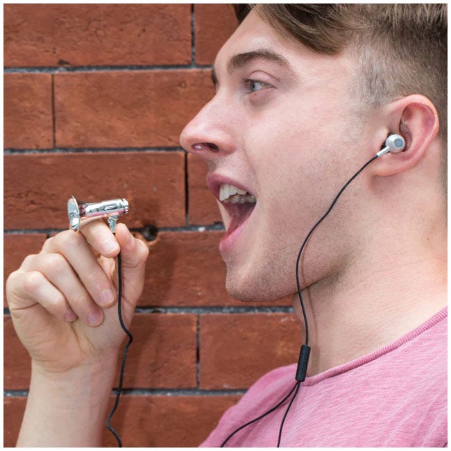 KIKKERLAND MEGAPHONE VOICE CHANGER