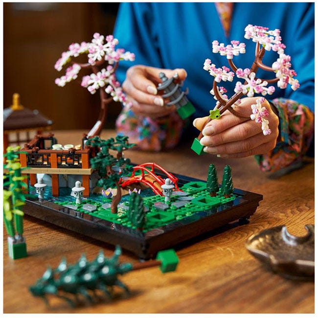 LEGO ICONS TRANQUIL GARDEN