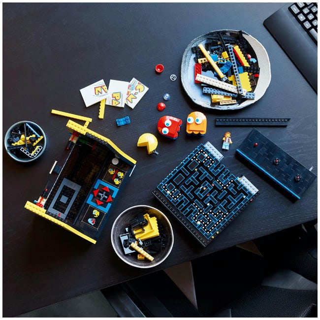 LEGO ICONS PAC-MAN ARCADE