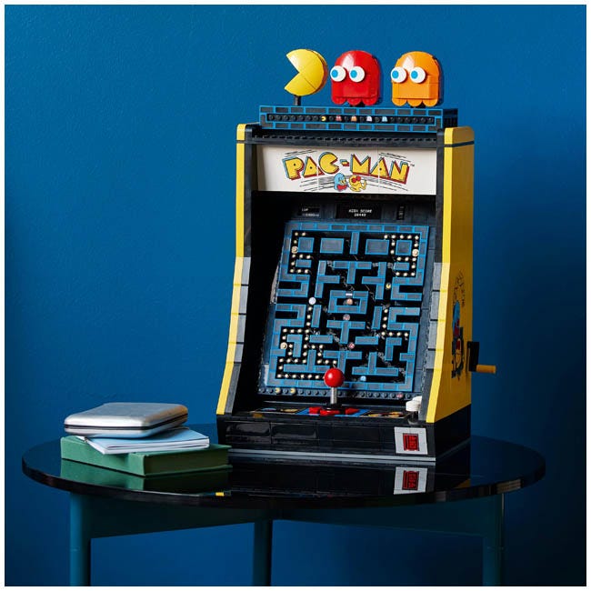 LEGO ICONS PAC-MAN ARCADE