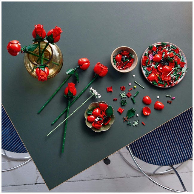 LEGO BOTANICAL BOUQUET OF ROSES