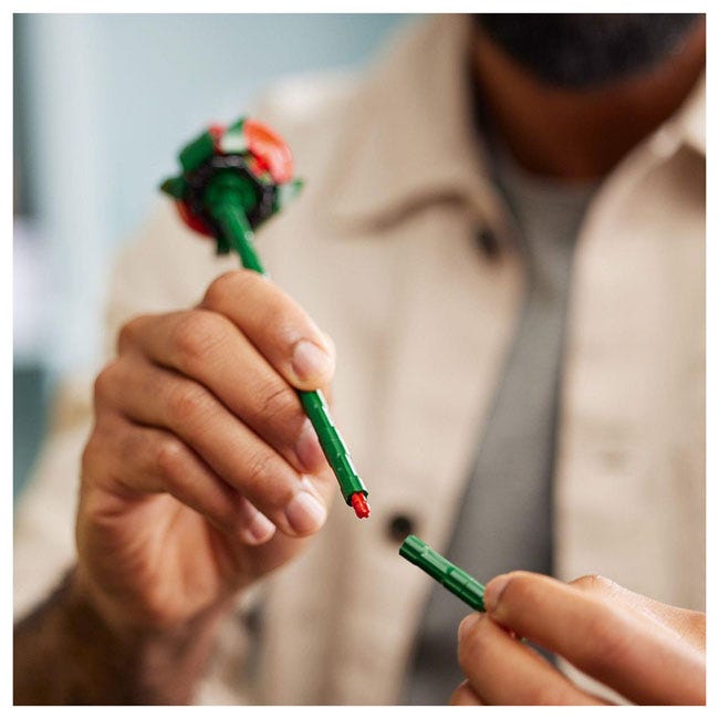 LEGO BOTANICAL BOUQUET OF ROSES