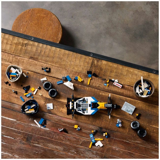 LEGO ICONS WILLIAMS RACING FW14B AND NIGEL MANSELL