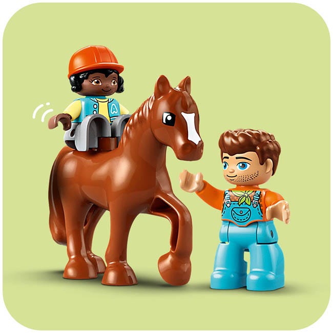 LEGO DUPLO CARING FOR ANIMALS AT THE FARM