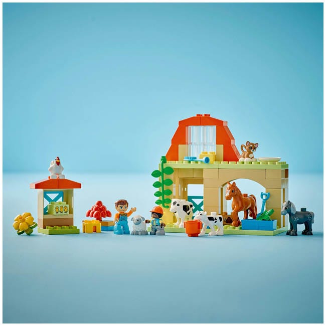 LEGO DUPLO CARING FOR ANIMALS AT THE FARM