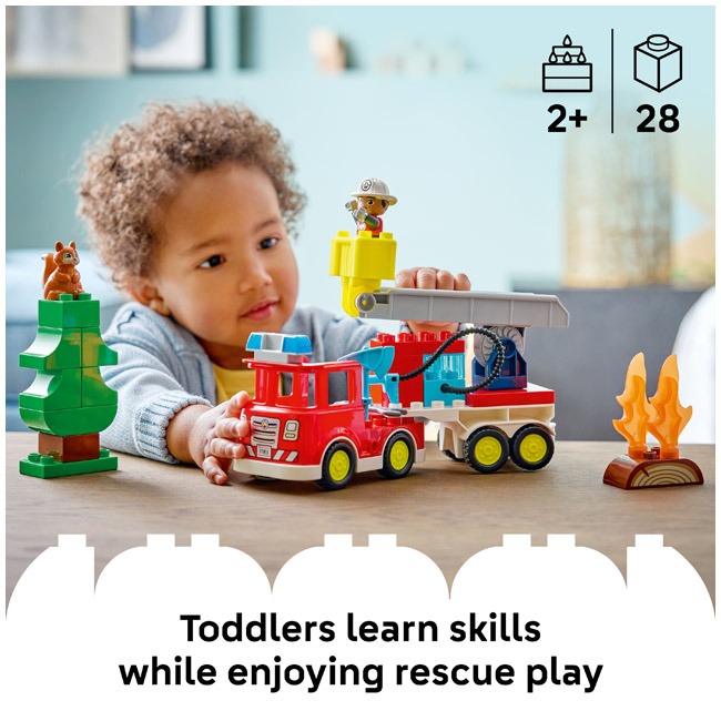 LEGO DUPLO TOWN FIRE TRUCK WITH HOSE AND FIREFIGHTER