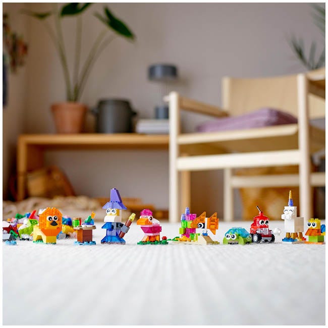 LEGO CLASSIC CREATIVE TRANSPARENT BRICKS