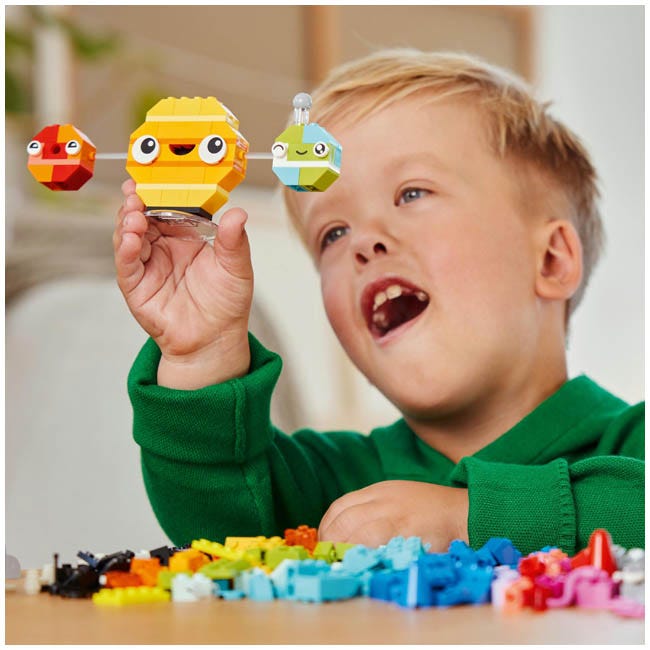 LEGO CLASSIC CREATIVE SPACE PLANETS