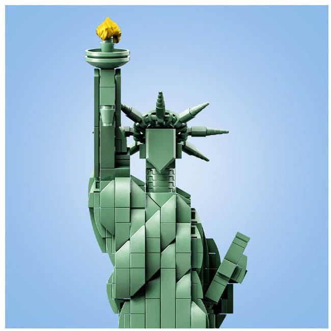 LEGO ARCHITECTURE STATUE OF LIBERTY