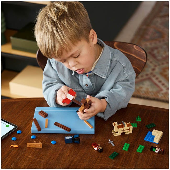 LEGO MINECRAFT THE PIRATE SHIP VOYAGE