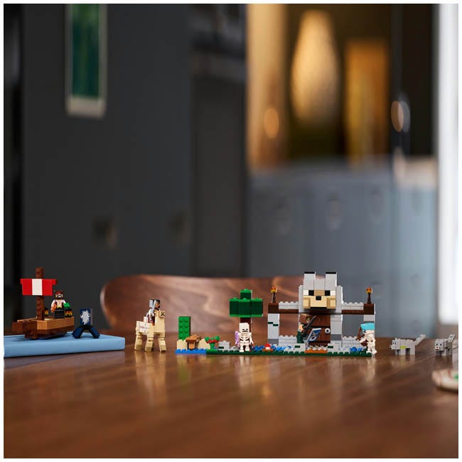 LEGO MINECRAFT THE PIRATE SHIP VOYAGE