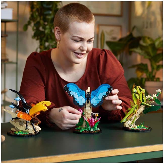 LEGO IDEAS THE INSECT COLLECTION