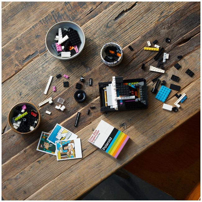 LEGO IDEAS POLAROID ONESTEP SX-70 CAMERA