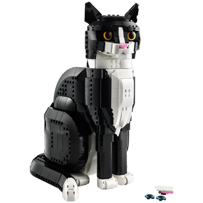 LEGO IDEAS TUXEDO CAT
