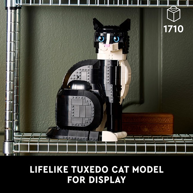 LEGO IDEAS TUXEDO CAT