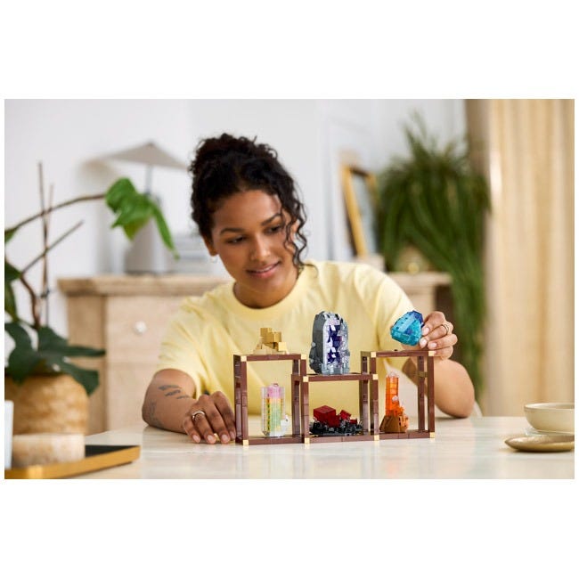 LEGO IDEAS MINERAL COLLECTION