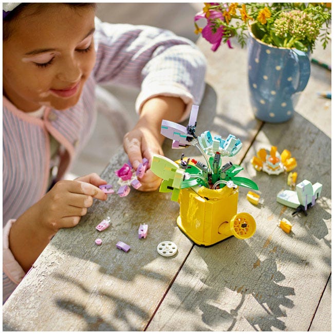 LEGO CREATOR FLOWERS IN WATERING CAN