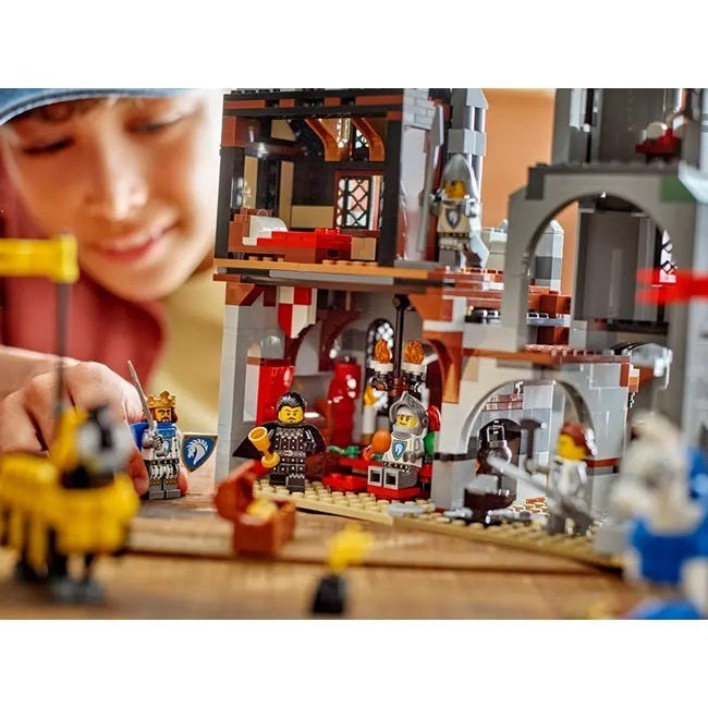 LEGO CREATOR MEDIEVAL HORSE KNIGHT CASTLE