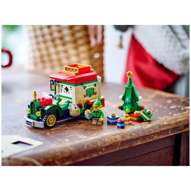LEGO SANTA'S DELIVERY TRUCK