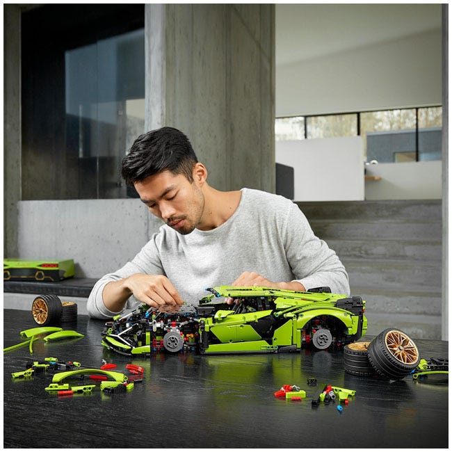 LEGO TECHNIC LAMBORGHINI SIAN FKP 37