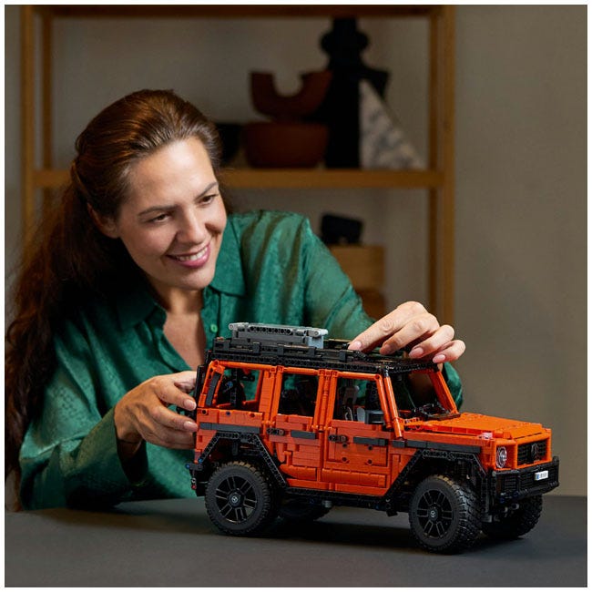 LEGO TECHNIC MERCEDES-BENZ G 500 PROFESSIONAL LINE