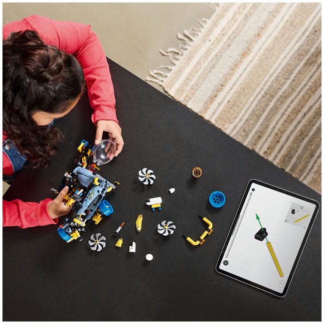 LEGO TECHNIC DEEP-SEA RESEARCH SUBMARINE