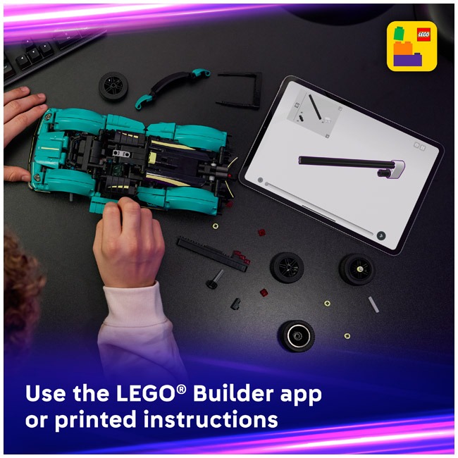 LEGO TECHNIC ASTON MARTIN VALKYRIE
