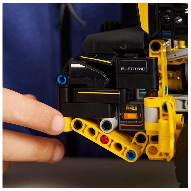 LEGO TECHNIC VOLVO L120 ELECTRIC WHEEL LOADER