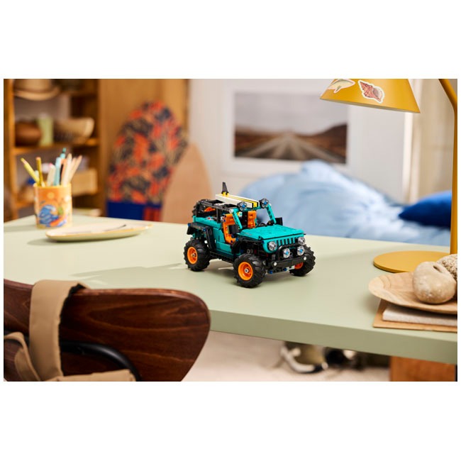 LEGO TECHNIC JEEP WRANGLER RUBICON SUV
