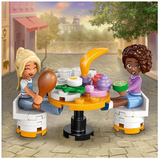 LEGO FRIENDS RESTAURANT AND COOKING SCHOOL