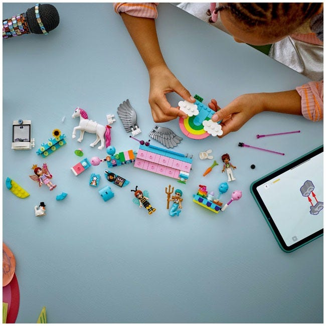 LEGO FRIENDS COSTUME PARTY WITH UNICORN AND FAIRY