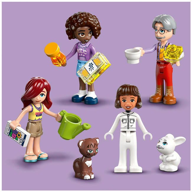 LEGO FRIENDS BEEKEEPER HOUSE AND FLOWER GARDEN