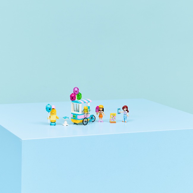 LEGO FRIENDS ICE CREAM & BALLOON STAND