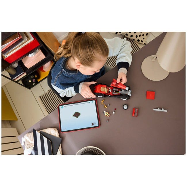 LEGO DISNEY CRUELLA DE VIL'S CAR