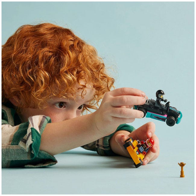 LEGO CITY GO-KARTS AND RACE DRIVERS