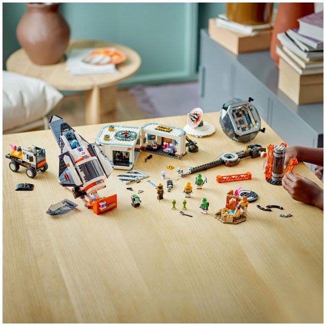 LEGO CITY SPACE BASE AND ROCKET LAUNCHPAD
