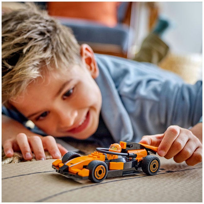 LEGO CITY F1 DRIVER WITH MCLAREN RACE CAR