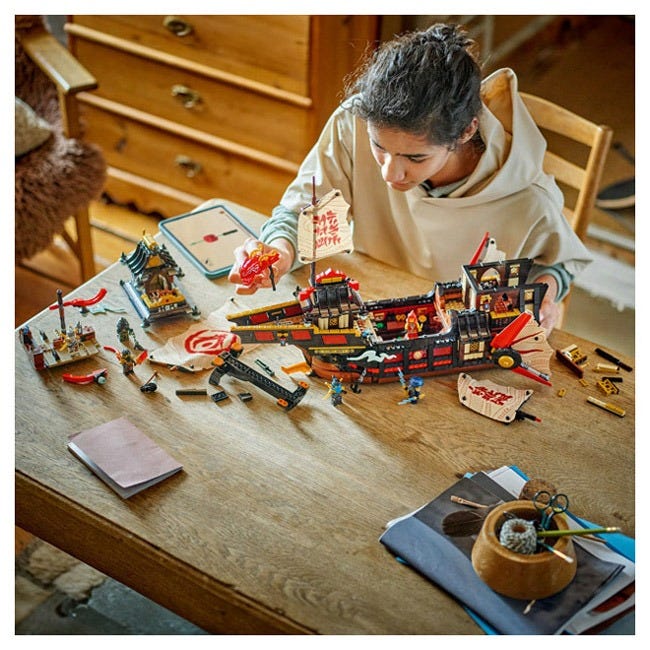 LEGO NINJAGO THE TEMPLE BOUNTY