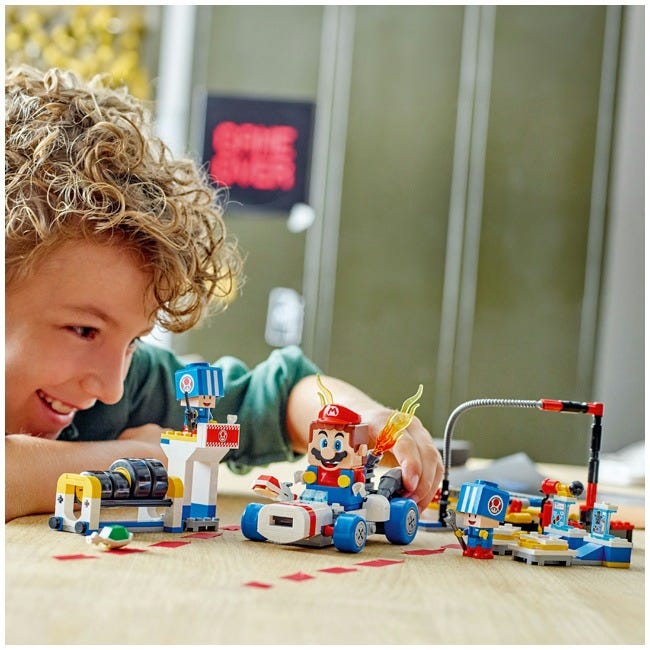 LEGO SUPER MARIO MARIO KART TOADÆS GARAGE