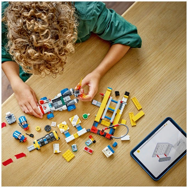 LEGO SUPER MARIO MARIO KART TOADÆS GARAGE