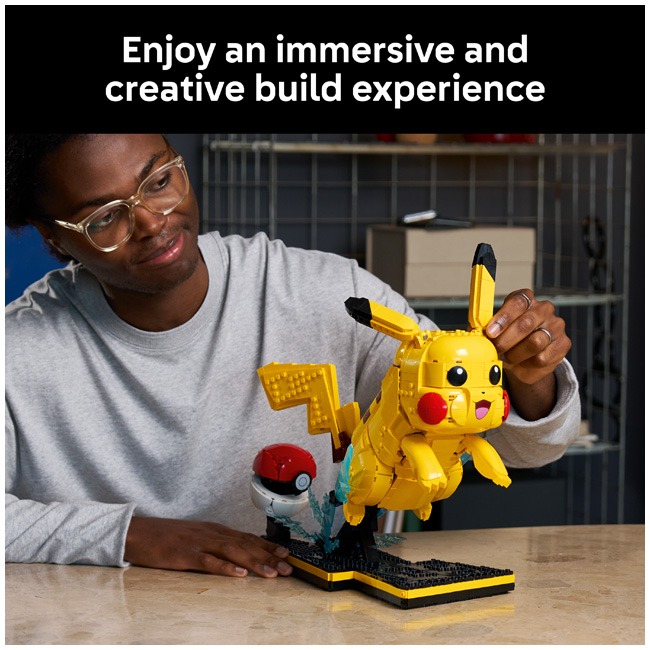 LEGO POKEMON PIKACHU AND POKE BALL